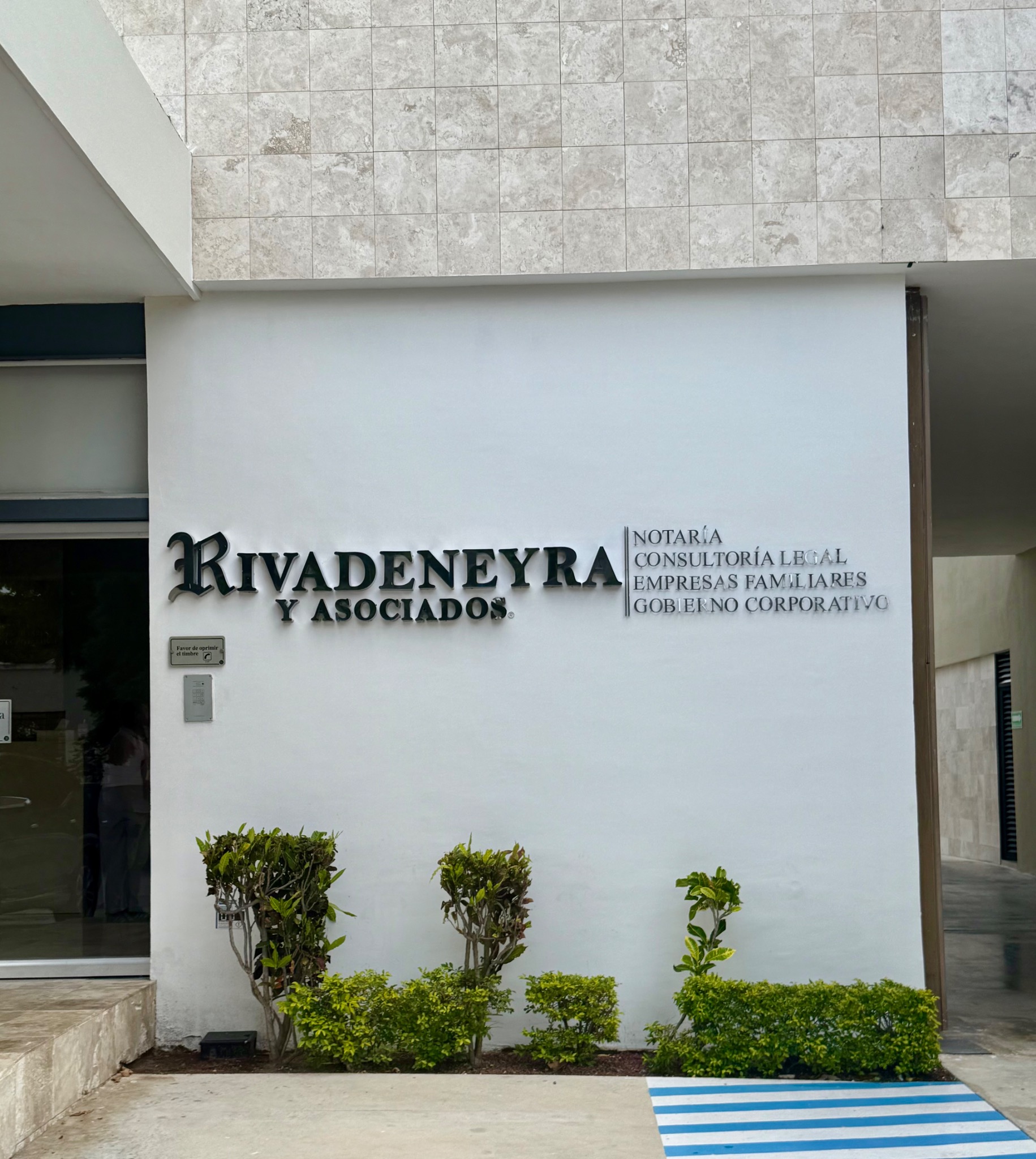 Meeting with notaria — Mérida legal briefing